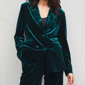 Blank NYC Street Smart Emerald Green Velvet Blazer Jacket